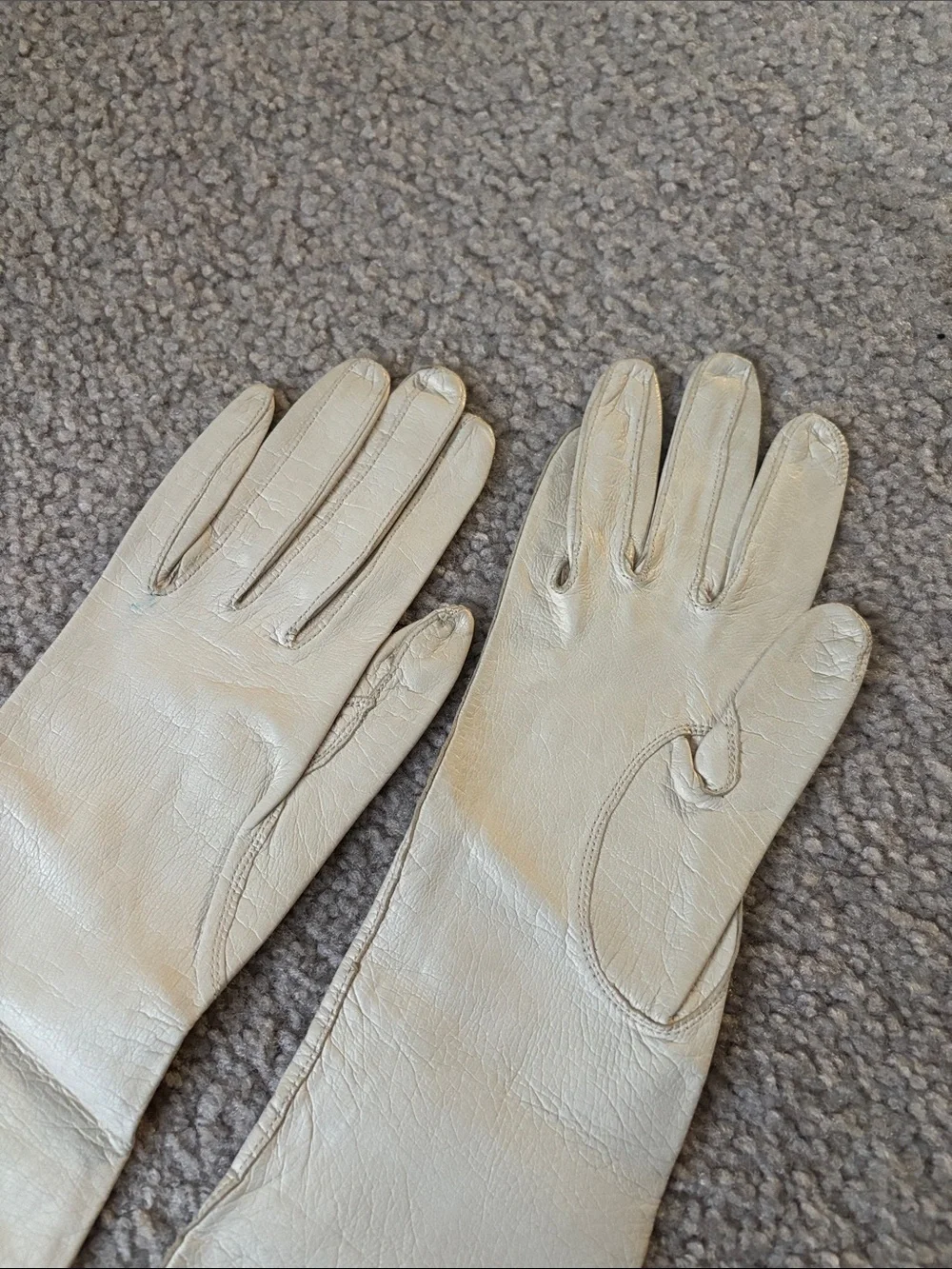 Vintage Women's Long Leather Gloves - Cream size XS